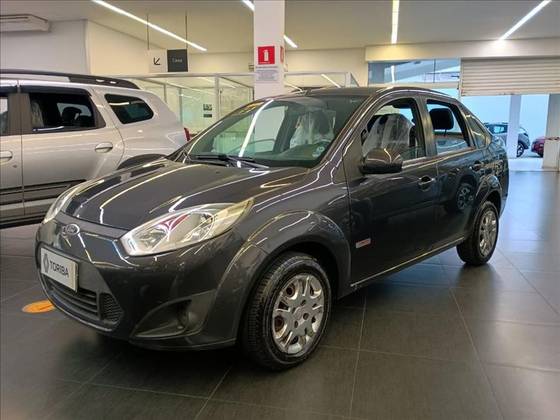 FORD FIESTA 1.6 ROCAM SEDAN 8V FLEX 4P MANUAL FORD FIESTA 1.6 ROCAM SEDAN 8V FLEX 4P MANUAL